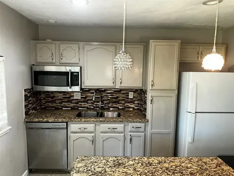 635 Jeff Davis Richmond TX 77469