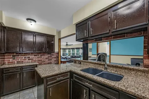 115 Whiting Street Galveston TX 77550