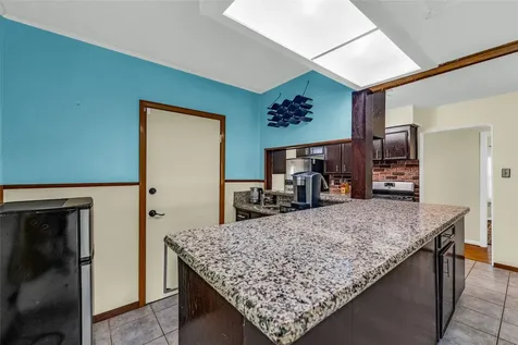 115 Whiting Street Galveston TX 77550