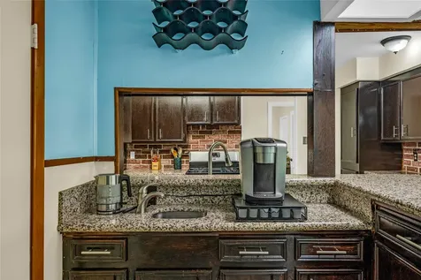 115 Whiting Street Galveston TX 77550