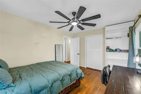 115 Whiting Street Galveston TX 77550