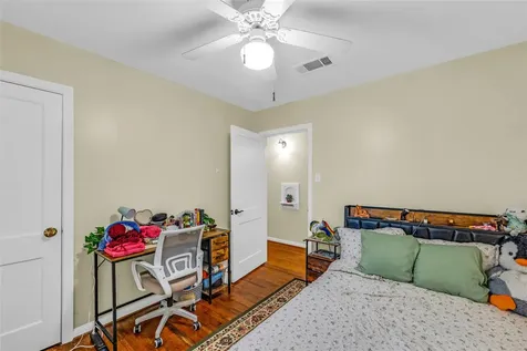 115 Whiting Street Galveston TX 77550