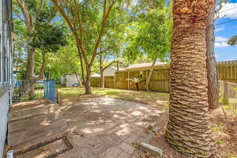 115 Whiting Street Galveston TX 77550