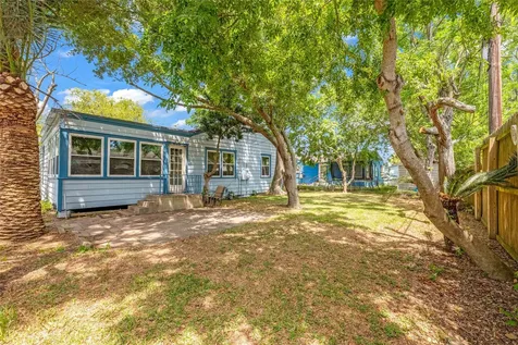 115 Whiting Street Galveston TX 77550