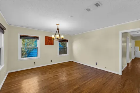 115 Whiting Street Galveston TX 77550