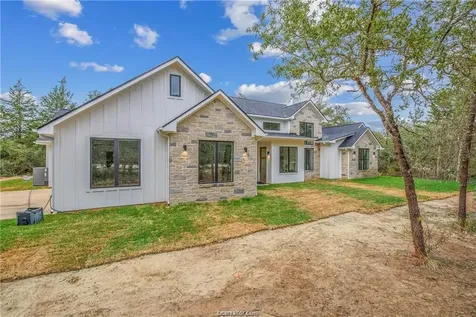 Lot 26 Forest Glen Court Franklin TX 77856