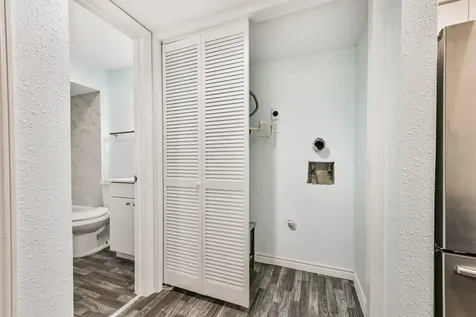 3220 69th Street B-4 Galveston TX 77551