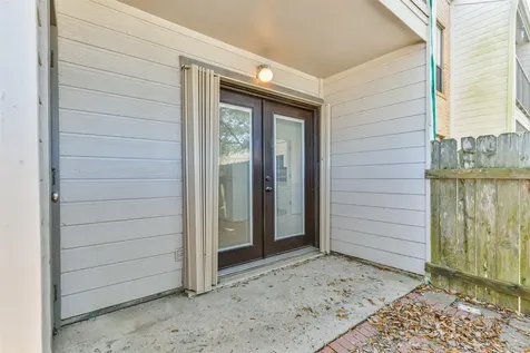 3220 69th Street B-4 Galveston TX 77551