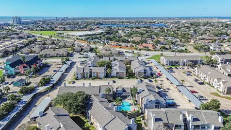 3220 69th Street B-4 Galveston TX 77551