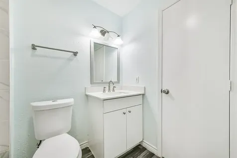 3220 69th Street B-4 Galveston TX 77551