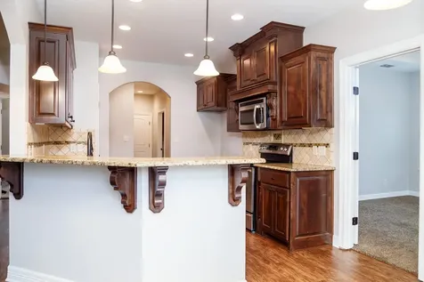 124 Lakeway Lane Longview TX 75604