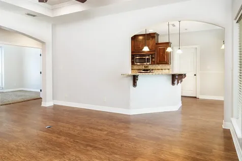 124 Lakeway Lane Longview TX 75604