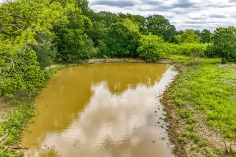 5233 County Road 106 Caldwell TX 77836