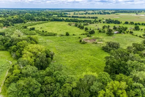 5233 County Road 106 Caldwell TX 77836