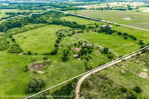 5233 County Road 106 Caldwell TX 77836