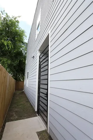 4422 Phlox Street Houston TX 77051