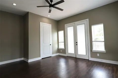 4422 Phlox Street Houston TX 77051