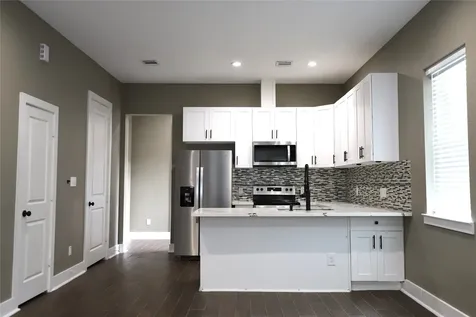 4422 Phlox Street Houston TX 77051