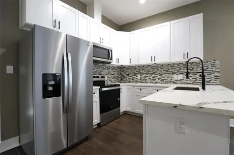 4422 Phlox Street Houston TX 77051