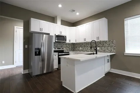 4422 Phlox Street Houston TX 77051