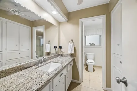 1926 Twin Springs Kingwood TX 77339