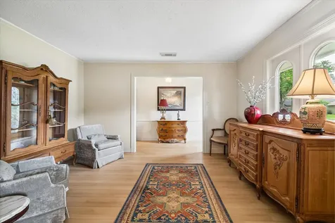 1926 Twin Springs Kingwood TX 77339