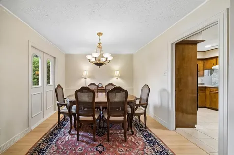 1926 Twin Springs Kingwood TX 77339