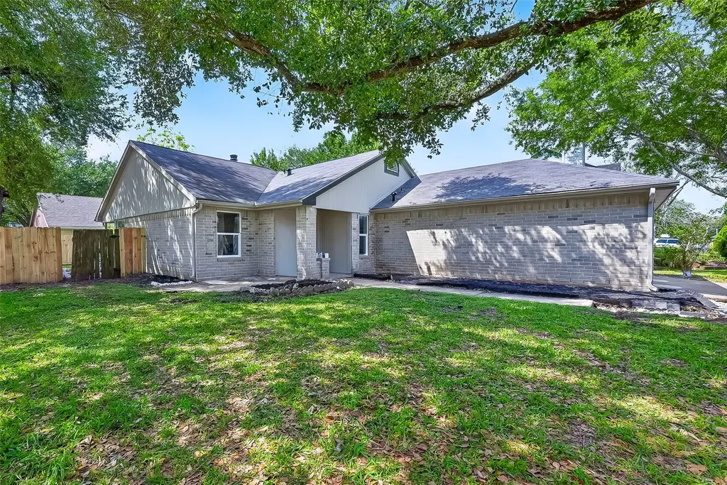 2903 Silent Drive Sugar Land TX 77498