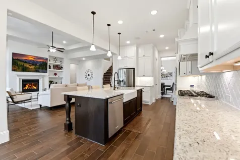 10062 S Goshawk Trail Conroe TX 77385