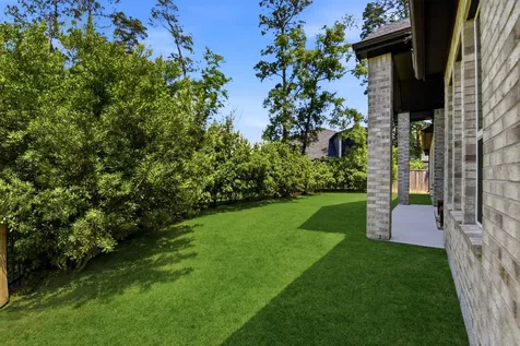 10062 S Goshawk Trail Conroe TX 77385