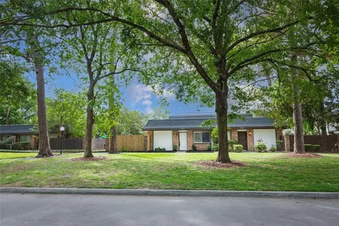 12054 Mighty Oak Drive A Houston TX 77066