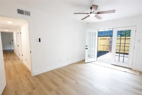 12054 Mighty Oak Drive A Houston TX 77066