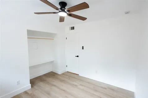 12054 Mighty Oak Drive A Houston TX 77066