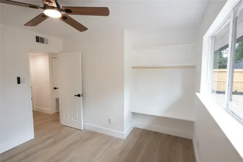 12054 Mighty Oak Drive A Houston TX 77066