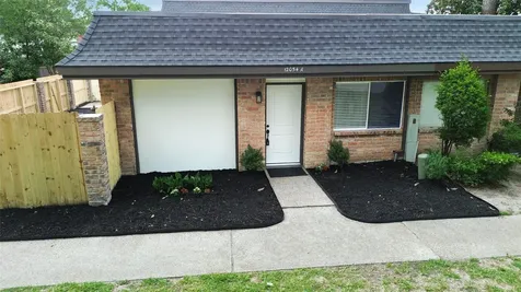 12054 Mighty Oak Drive A Houston TX 77066