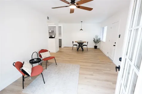 12054 Mighty Oak Drive A Houston TX 77066