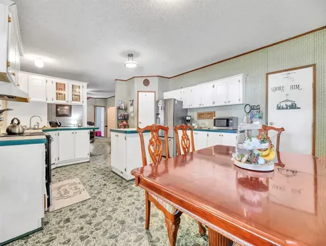 24591 Highway 321 Cleveland TX 77327