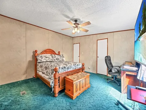 24591 Highway 321 Cleveland TX 77327