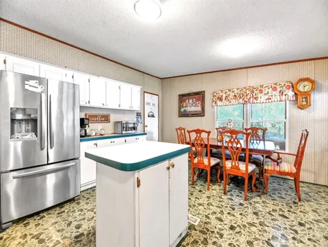 24591 Highway 321 Cleveland TX 77327