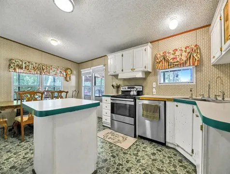 24591 Highway 321 Cleveland TX 77327