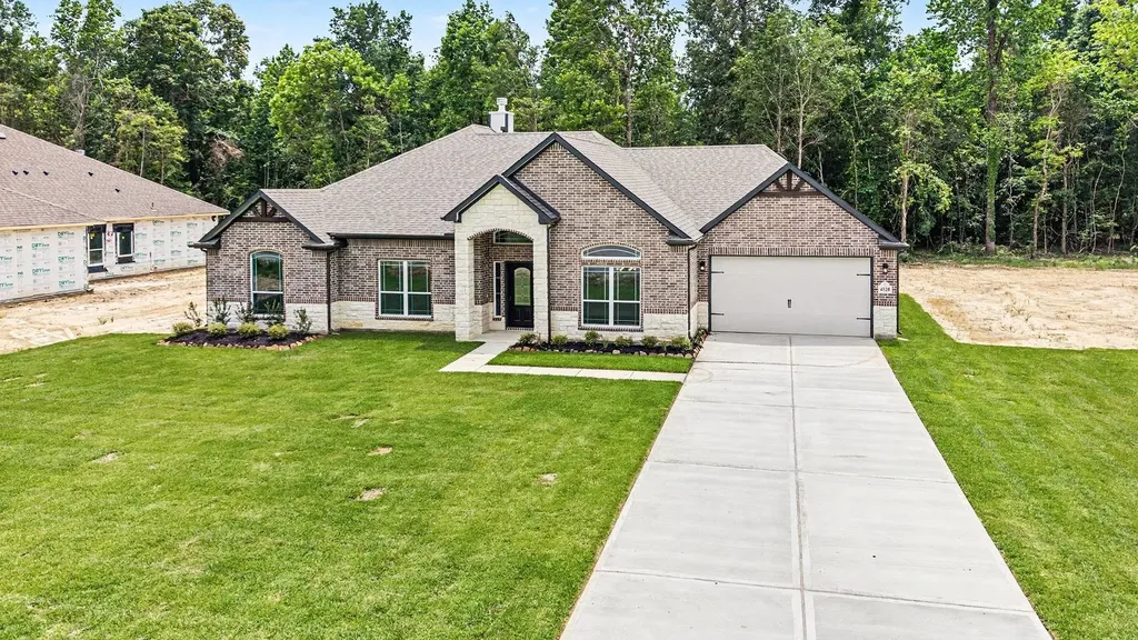 4520 Road 66112 Dayton TX 77535