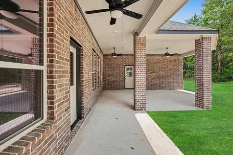 4520 Road 66112 Dayton TX 77535