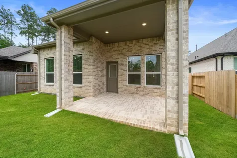 648 Crested Duck Court Willis TX 77318