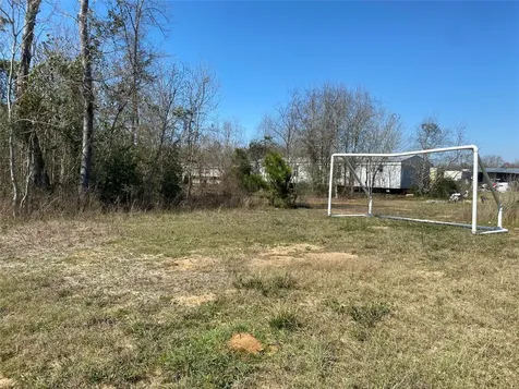 424 County Road 3570 Cleveland TX 77327