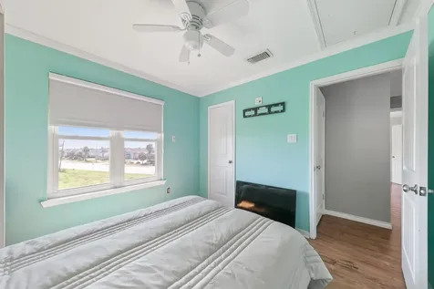 7312 Seawall Boulevard 208 Galveston TX 77551