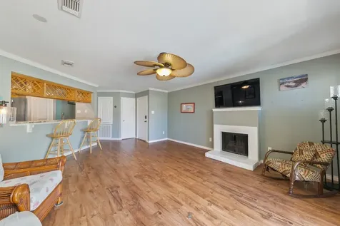 7312 Seawall Boulevard 208 Galveston TX 77551