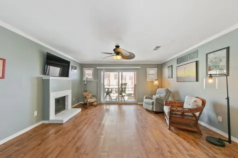7312 Seawall Boulevard 208 Galveston TX 77551