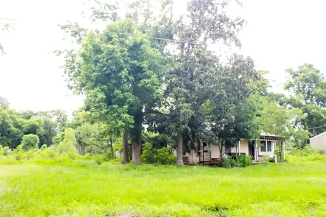 120 Creekside Drive Angleton TX 77515
