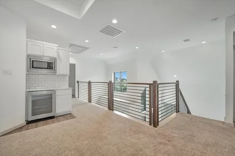98 Dorado Drive Friendswood TX 77546