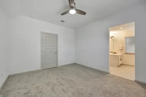 98 Dorado Drive Friendswood TX 77546